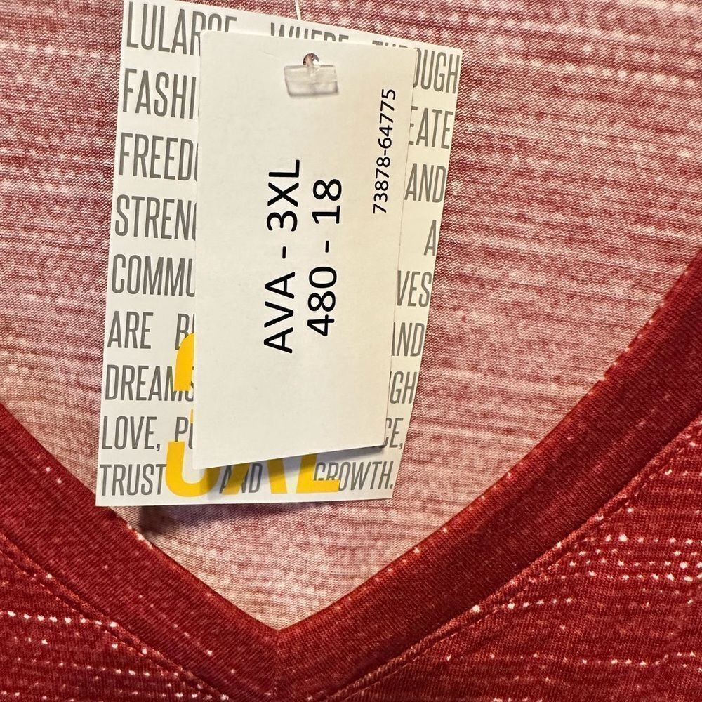 NWT LulaRoe Plus Size “Ava” Heather Red V Neck Long Sleeve Mdi Dress - Size 3XL - Picture 4 of 9